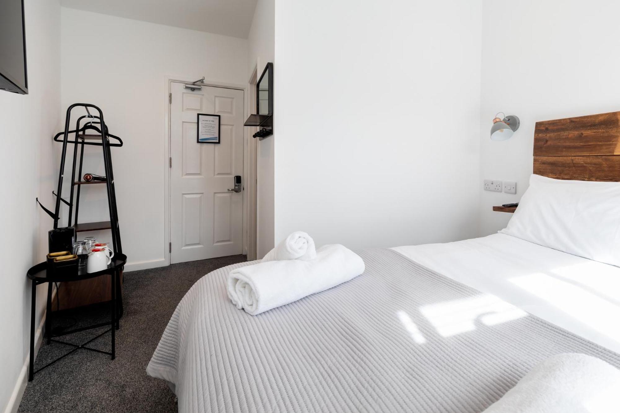 The Nook - Self Serviced Accommodation St Ives Esterno foto