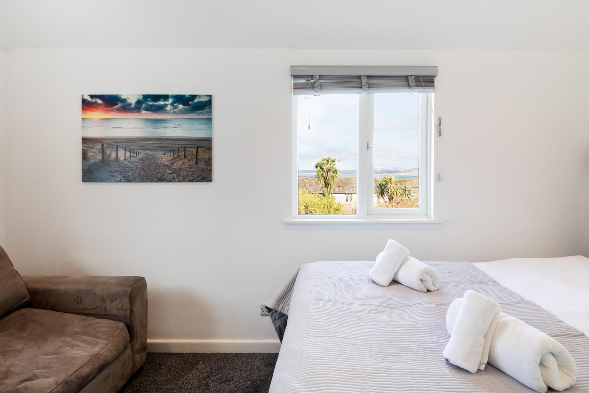 The Nook - Self Serviced Accommodation St Ives Esterno foto
